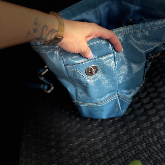 Coach Blue Quilted Leather Tote with Silver Hardware - Picture 8 of 14